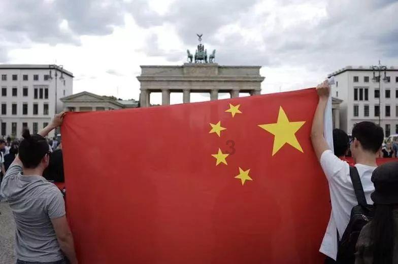 作为家长，你是希望孩子光宗耀祖还是希望他过得开心呢？理由是什么？